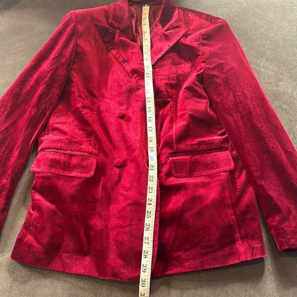 Women’s Red Velvet Double Breasted 2-Piece Pantsuit Peak Lapel Size L NWOT - Picture 6 of 15